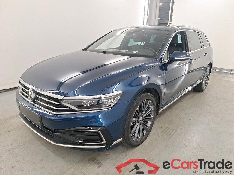 VOLKSWAGEN PASSAT VARIANT GTE - 2020 1.4 TSI PHEV GTE Business DSG Easy Open #1