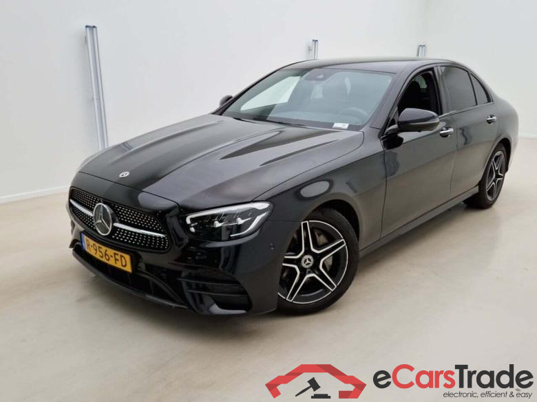 MERCEDES-BENZ E-klasse 200 Bns Solution AMG G-Tronic