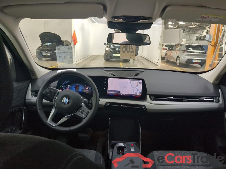 BMW sDrive20i DKG7 BMW X1 / 2022 / 5P / SUV sDrive20i DKG7 #5