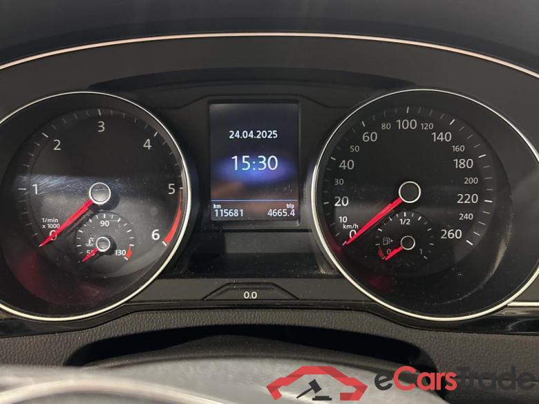 VOLKSWAGEN PASSAT VARIANT DIESEL - 2015 1.6 TDi Highline Business DSG (EU6.2) STOCK #6