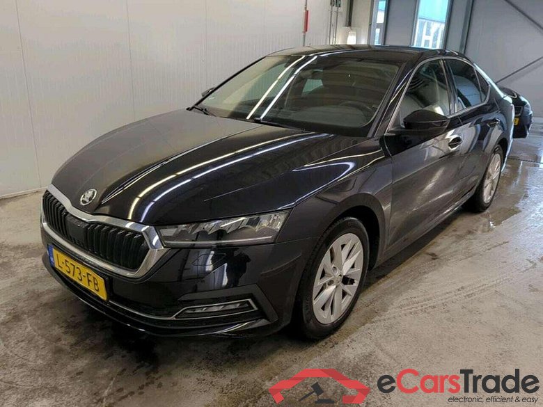SKODA Octavia 1.0 e-TSI BnsEd.Plus #1