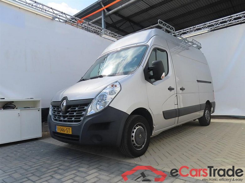 RENAULT Master T35 2.3 dCi L2H2
