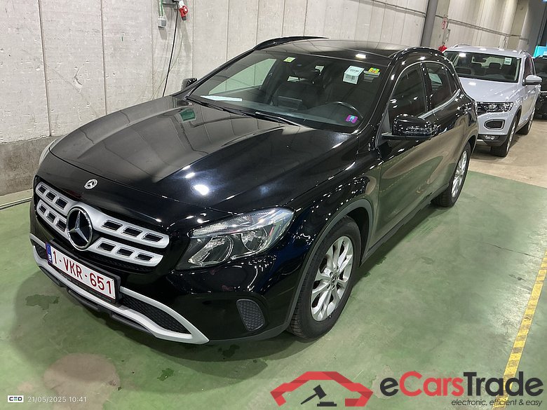 MERCEDES-BENZ CLASSE GLA DIESEL (X156) - 201 GLA 200 d Business Solution (EU6.2) STOCK #1