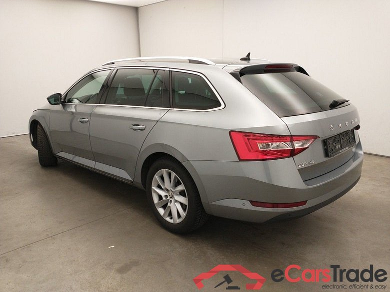 Skoda Superb Combi 2.0 CRTDI 110kW DSG7 Style 5d #4