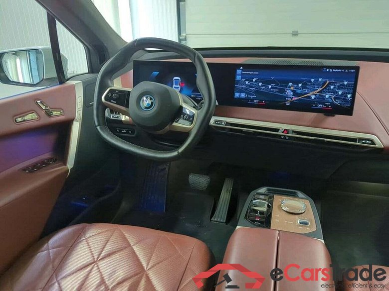 BMW iX xDrive50 High Ex. #3