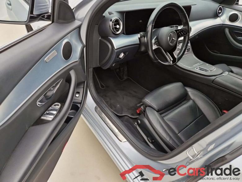 Mercedes E300de Facelift Hybrid Aut. LED-Xenon Widescreen Navi Ambient Sport-Leather KeylessGo Сamera Klima PDC ... #5