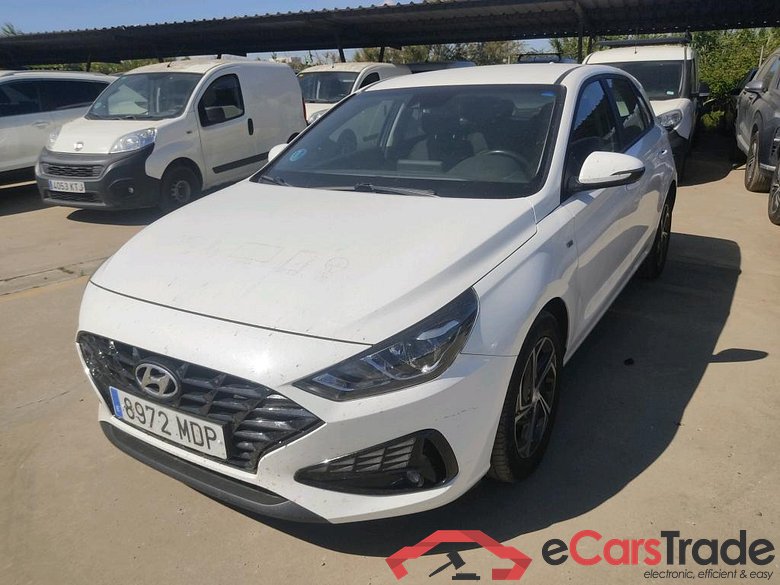 Hyundai 1.0 TGDI 48V Klass HYUNDAI i30 / 2020 / 5P / berlina con portón 1.0 TGDI 48V Klass #1