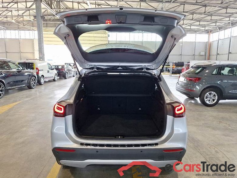 Mercedes 27 MERCEDES-BENZ GLA / 2020 / 5P / CROSSOVER GLA 200 D AUTOMATIC BUSINESS EXTRA #5