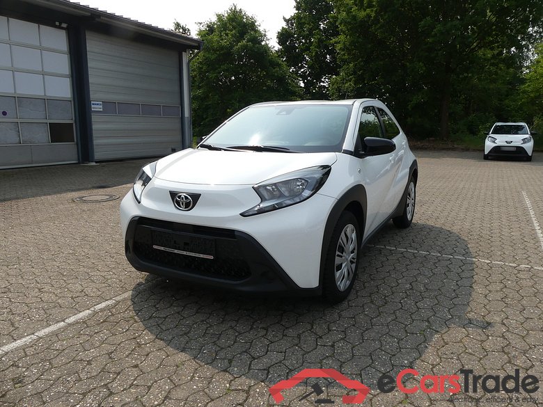 Toyota DE - LimS5 1.0 VVT-i EU6d, Play (EURO 6d), 2022 - 2024 Aygo X #1
