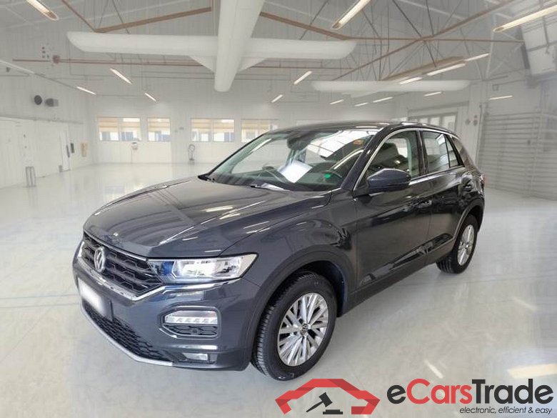 Volkswagen 25 VOLKSWAGEN T-ROC / 2017 / 5P / SUV 2.0 TDI SCR BUSINESS BMT DSG