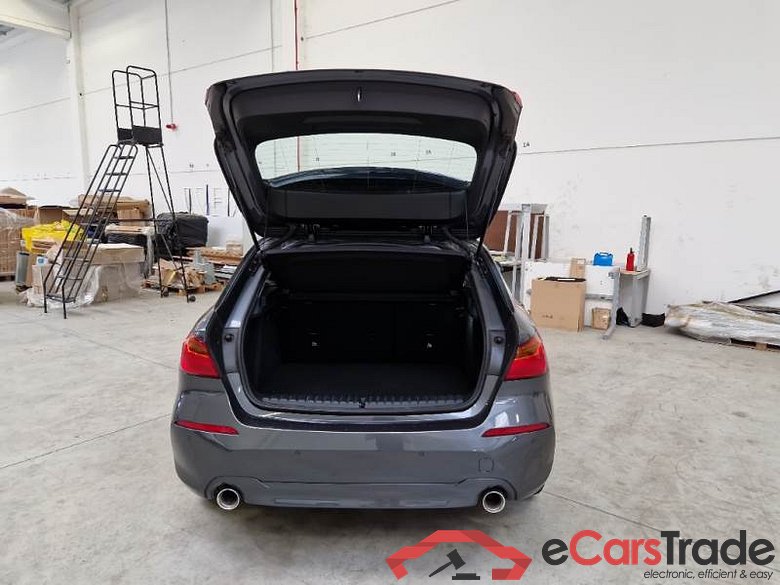 BMW 118D BMW SERIE 1 / 2019 / 5P / BERLINA 118D BUSINESS ADVANTAGE #5