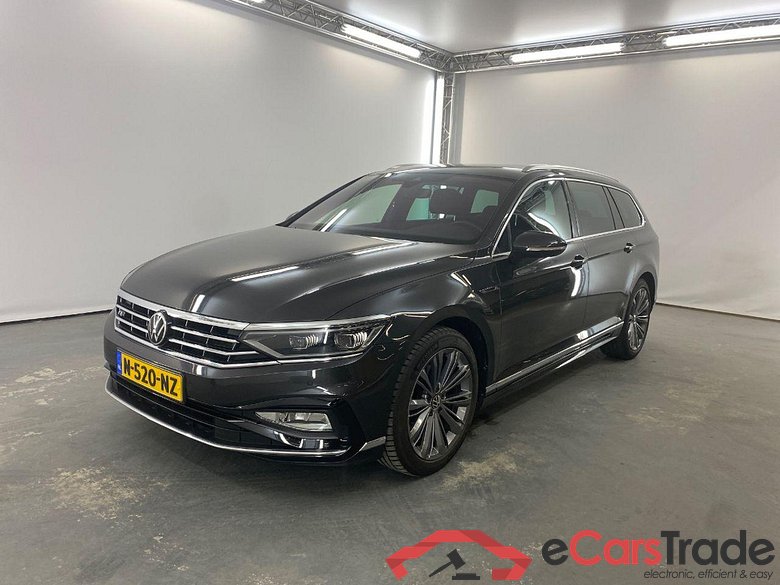 VOLKSWAGEN PASSAT VARIANT 1.5tsi r-line business+ 110kW 7-dsg aut