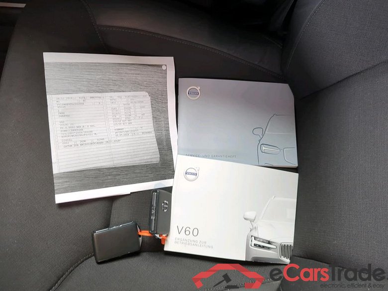 V60 Kombi Momentum Pro 2.0 D4 140KW AT8 E6dT #3