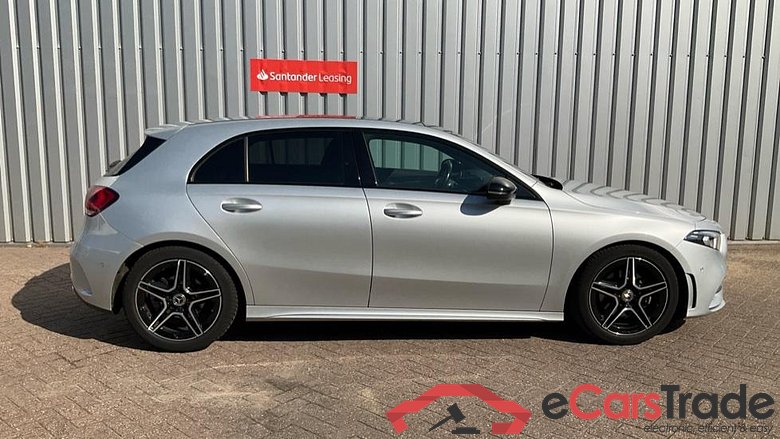 MERCEDES-BENZ A-KLASSE 180 business sol amg upgrade 100kW 7g-dct aut #6