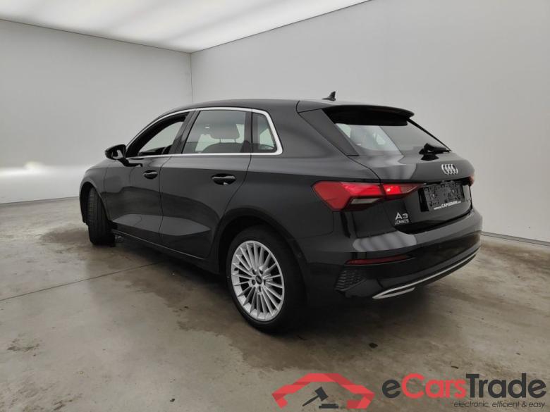 Audi A3 Sportback 2.0 30 TDi 85kW Advanced 5d #5