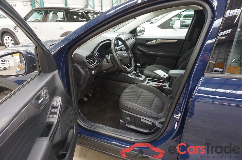 Kuga Titanium 1.5 EcoBoost 110KW E6d #4