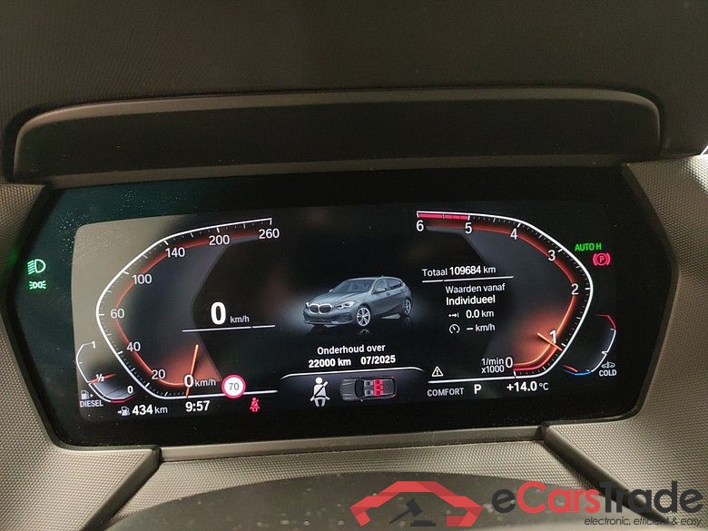 BMW 1 Reeks Hatch 116dA (85 kW) 5d #6