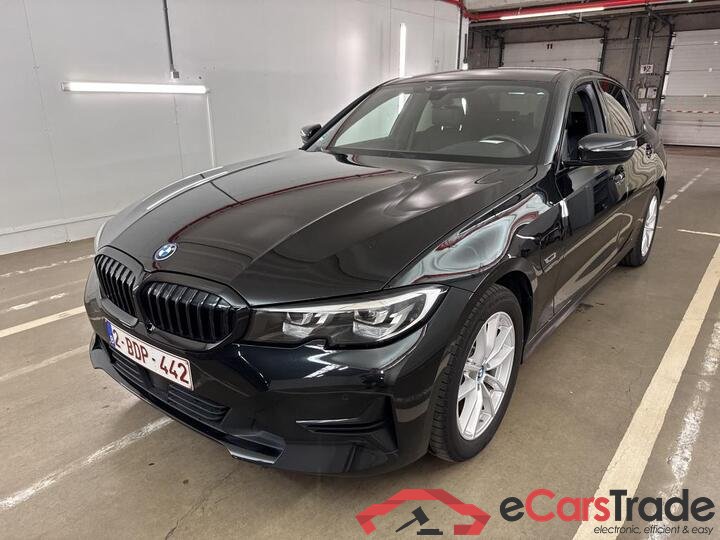 BMW 3 Reeks Berline 3 Reeks Berline 320e (150 kW) (PHEV) 150kW/204pk  4D/P Auto-8