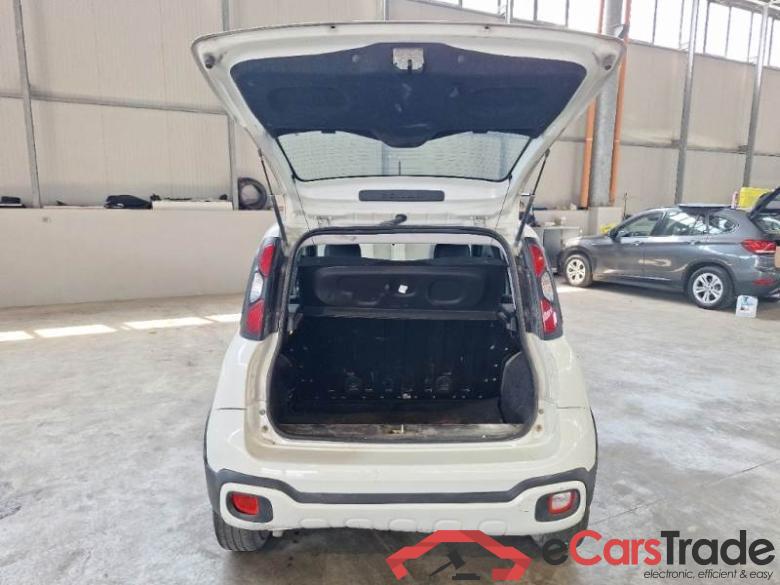 FIAT PANDA / 2011 / 5P / BERLINA 1.0 70CV SeS HYBRID CITY CROSS #5