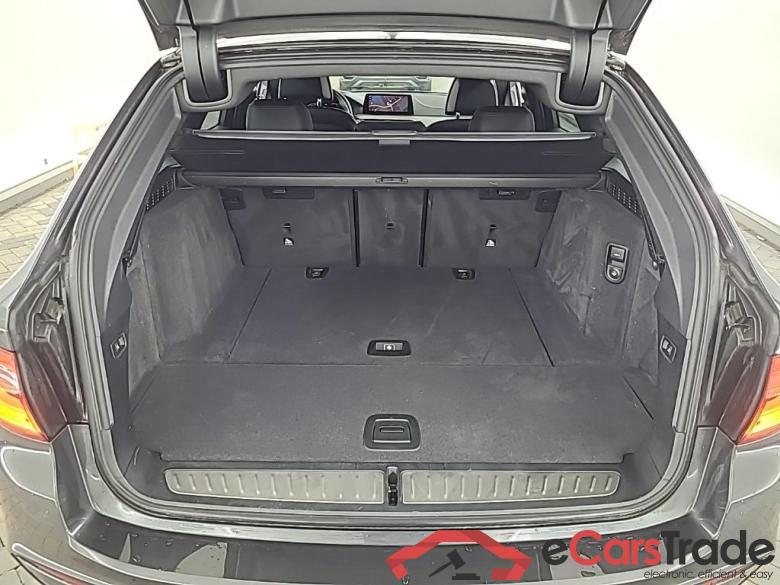 BMW 5-serie Touring 520iA 5D 135kW #5