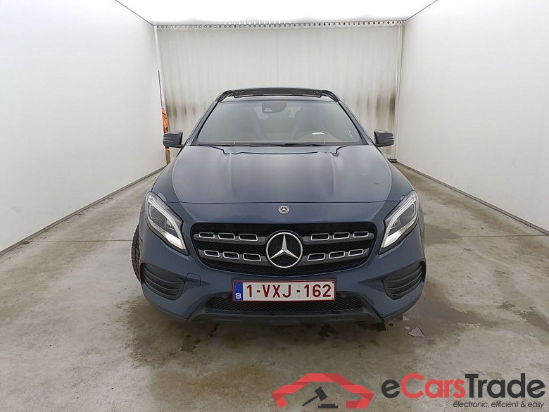 Mercedes-Benz GLA GLA 180 DCT 5d - NO COC #1