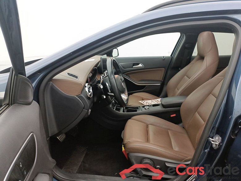 Mercedes-Benz GLA GLA 180 DCT 5d - NO COC #6