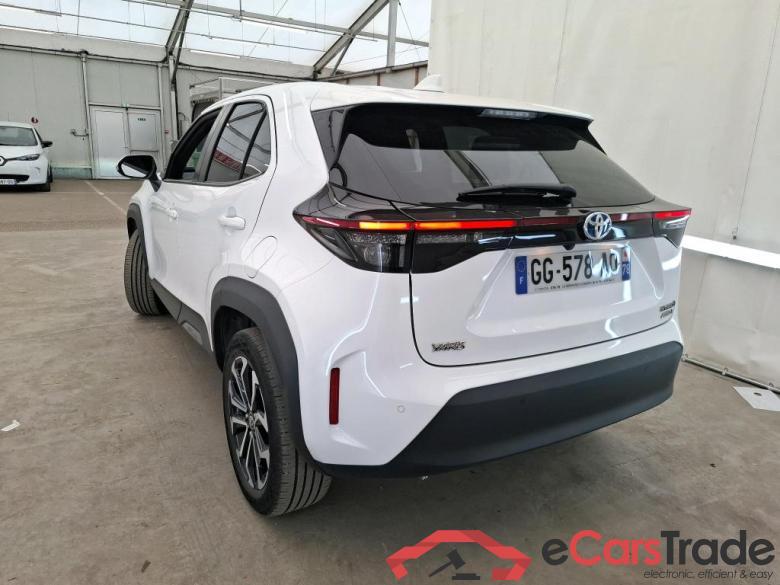 TOYOTA Yaris Cross Hybride / 2021 / 5P / SUV 1.5 HYBRID 116H DESIGN AWD AUTO #2