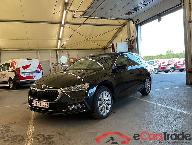 SKODA Octavia Combi Octavia Combi Clever 1.0 TSI m-HEV 81kW (110ch) DSG7