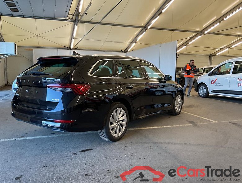 SKODA Octavia Combi Octavia Combi Clever 1.0 TSI m-HEV 81kW (110ch) DSG7 #2