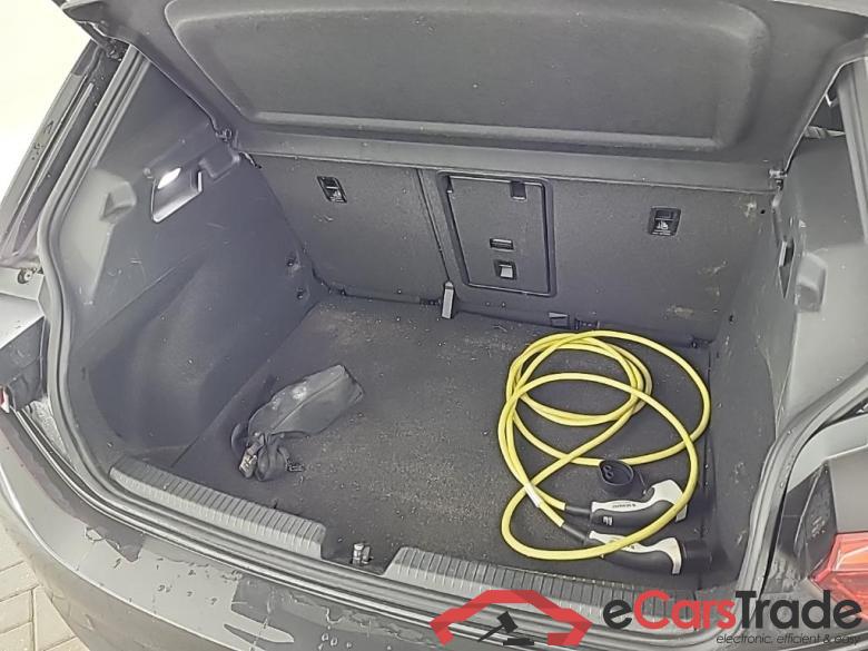 VOLKSWAGEN ID.3 58kWh 1st Plus auto 5D 150kW #5