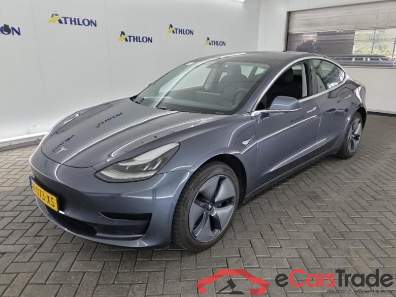 Tesla Model 3 Standard Range Plus RWD 4D 225kW