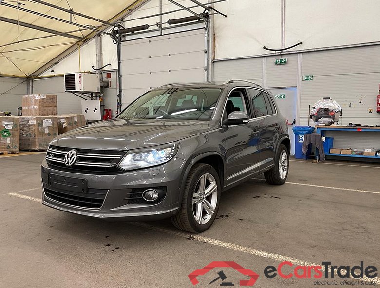 VOLKSWAGEN Tiguan Tiguan 2.0 TDi SCR Sport & Style BMT