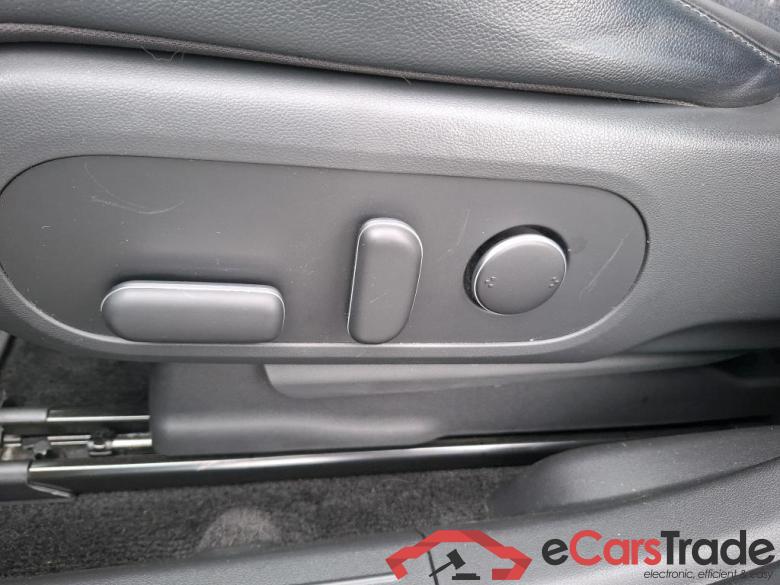 HYUNDAI Ioniq 5 / 2021 / 5P / SUV BEV 73KWH RWD CREATIVE #2