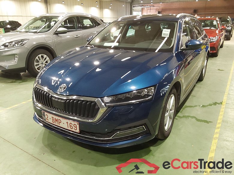 SKODA OCTAVIA COMBI 2.0 CRTDI 85KW DSG7 CLEVER