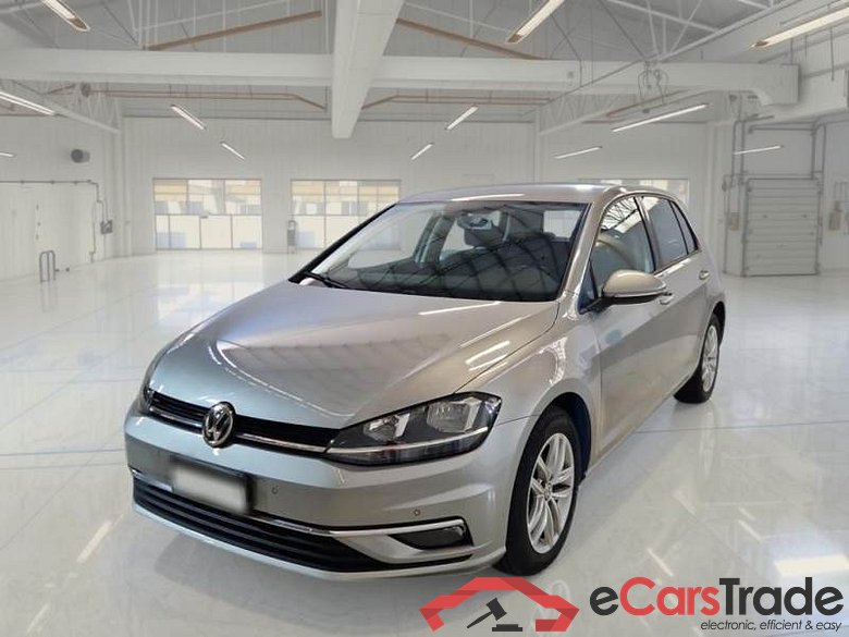 VOLKSWAGEN GOLF / 2017 / 5P / BERLINA 1.6 TDI BUSINESS BMT DSG #1
