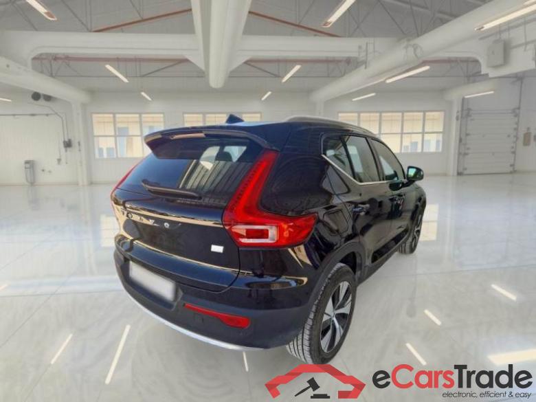 VOLVO XC40 / 2021 / 5P / FUORISTRADA T4 RECHARGE PLUG-IN AUTO CORE N1 #2