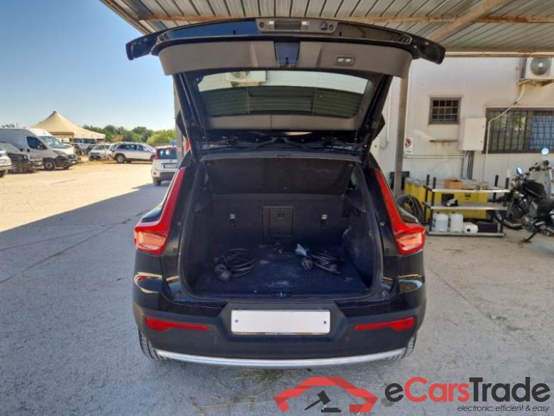 VOLVO XC40 / 2021 / 5P / FUORISTRADA T4 RECHARGE PLUG-IN AUTO CORE N1 #5