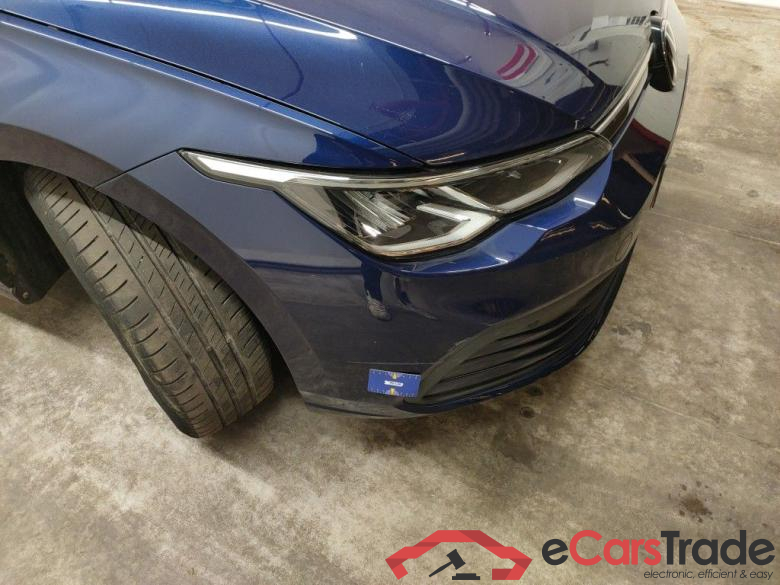 Volkswagen Golf VIII 1.0 eTSI 81kW Life Business DSG 5d