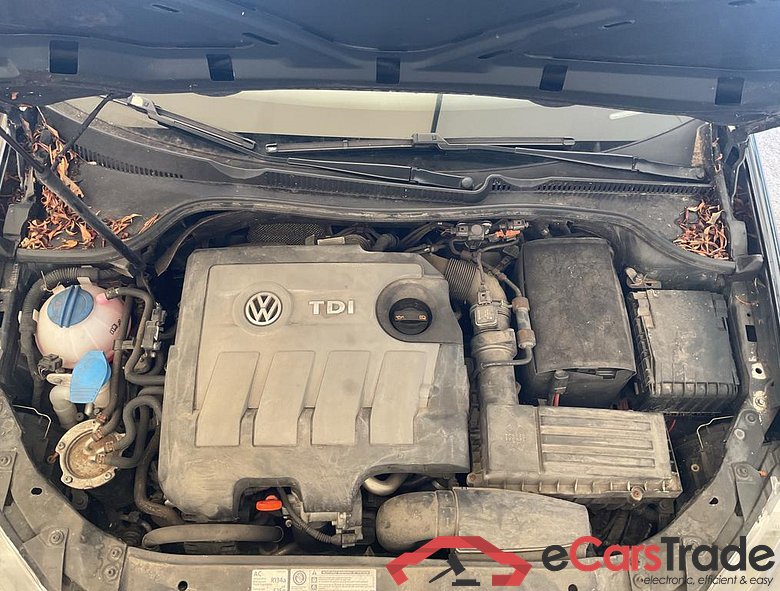 VOLKSWAGEN Golf VI Golf Trendline 66 kW (90 PS) 5-speed #3