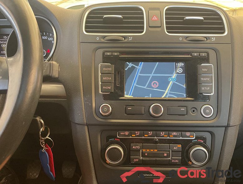 VOLKSWAGEN Golf VI Golf Trendline 66 kW (90 PS) 5-speed #4