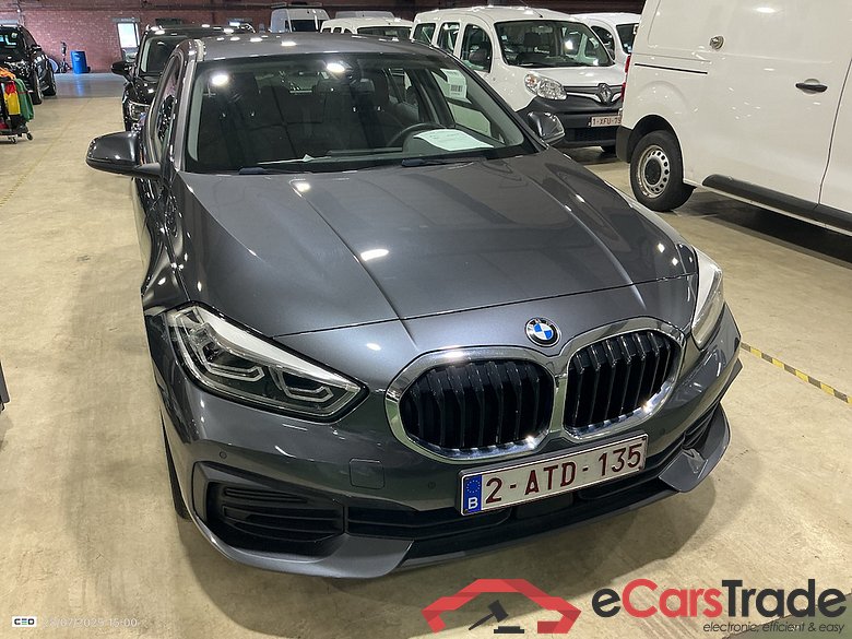 BMW 1-serie 1.5 118IA (100KW) Advantage Business #1