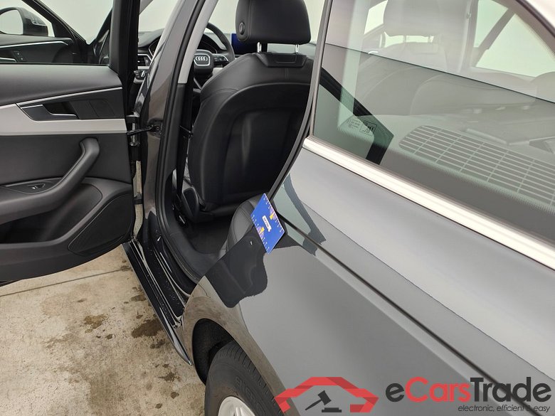 Audi A4 Avant 2.0 35 TDi 110kW S tronic Business Ed 5d #1
