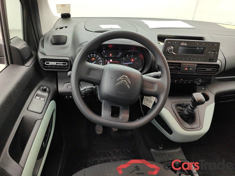 Citroën Berlingo Multispace 1.2 PureTech 110 MAN6 S&S Live M 5d #6