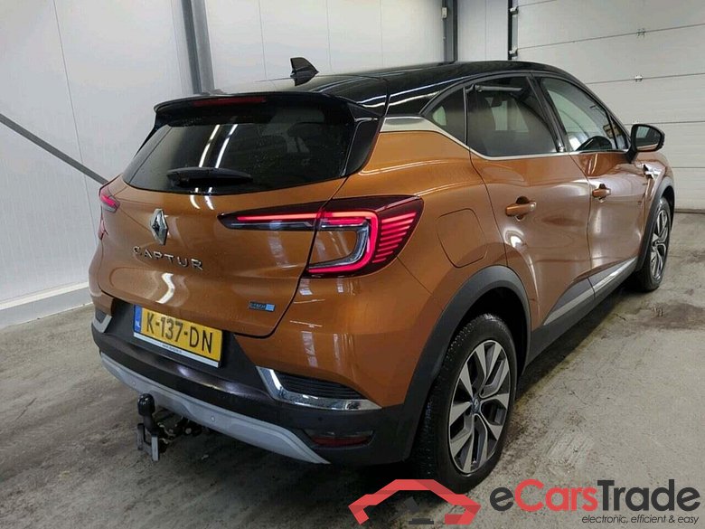 RENAULT Captur 1.6 ET PH 160 Intens #2