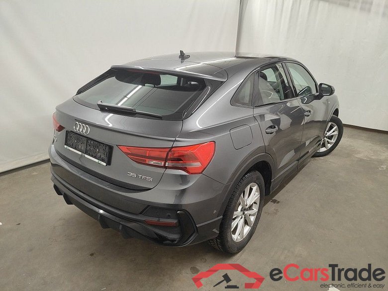 Audi Q3 Sportback 35 TFSI S tronic S Line 5d #5