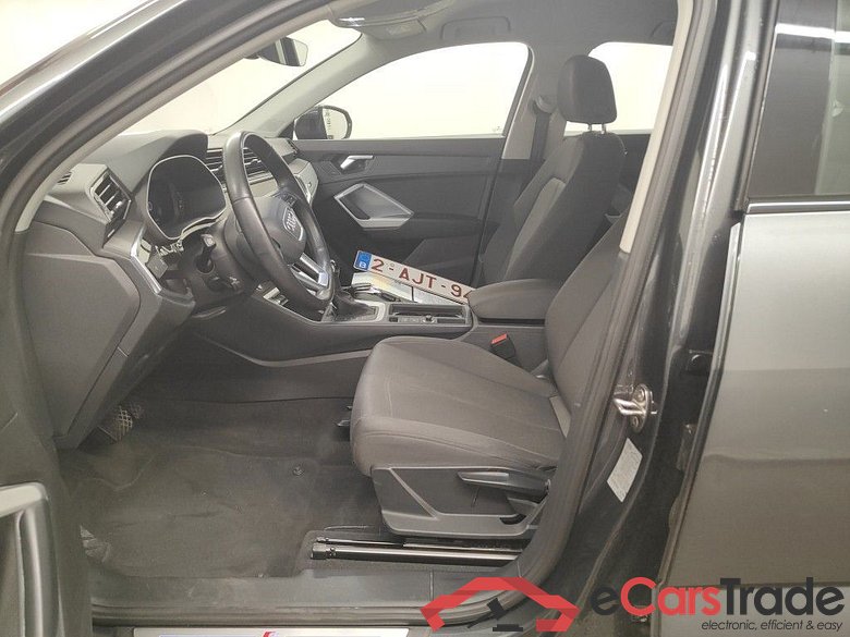 Audi Q3 Sportback 35 TFSI S tronic S Line 5d #6