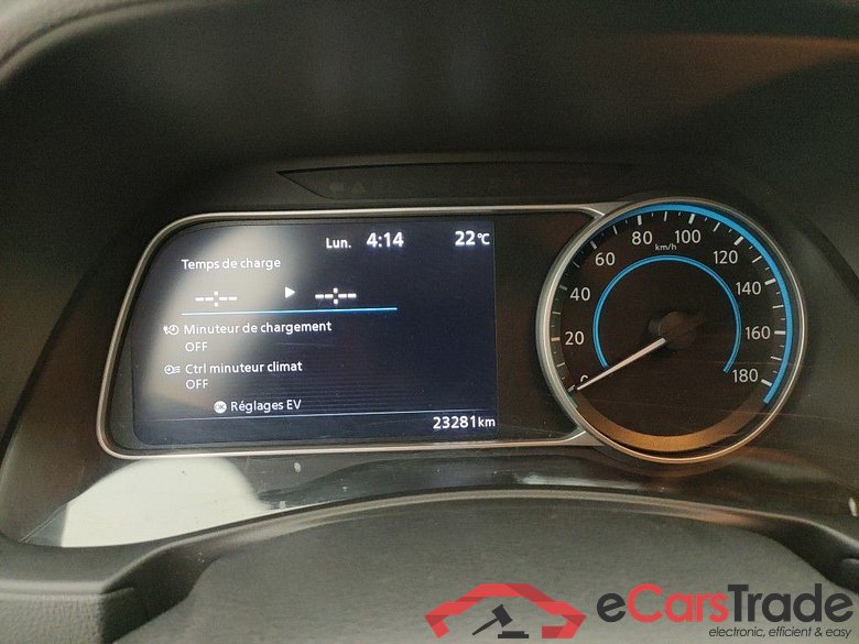 Nissan Leaf N-Connecta 40kWh 5d #6