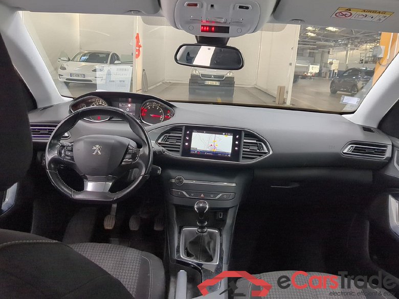 PEUGEOT 308 / 2017 / 5P / Berline Puretech 110 S&S Active Business #5