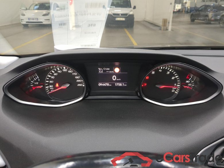 PEUGEOT 308 / 2017 / 5P / Berline Puretech 110 S&S Active Business #6