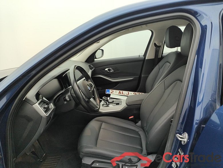 BMW 3 Reeks Berline 316dA (90 kW) 4d #3